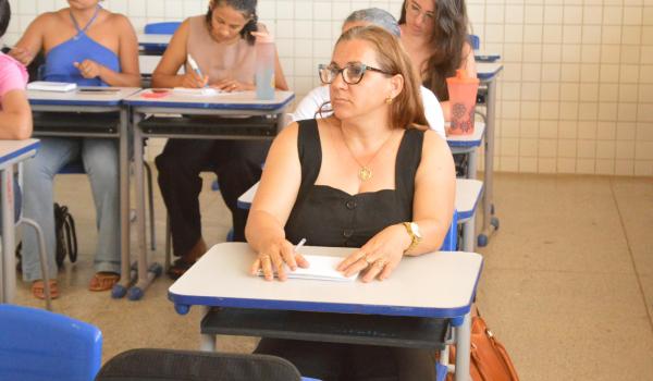 Imagens da Município realiza capacitação sobre estratégias de vacinação contra a dengue