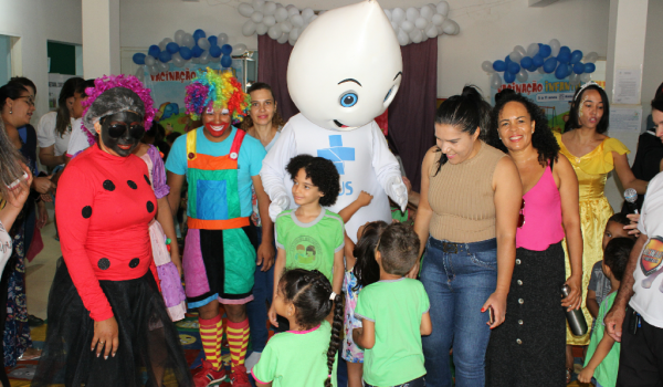 Imagens da Zé Gotinha visita Iraquara