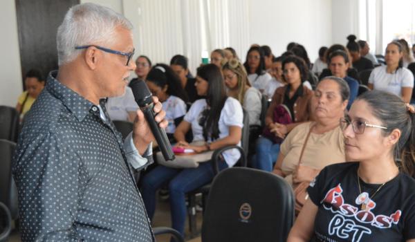 Imagens da Capacitação sobre Zoonoses reúne agentes comunitários de saúde em Iraquara