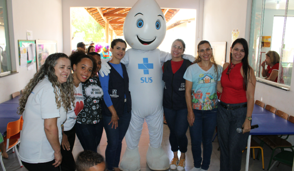 Imagens da Zé Gotinha visita Iraquara