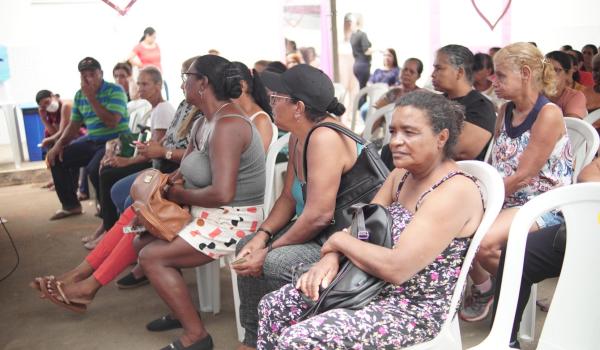 Imagens da Carreta da Mamografia inicia atendimentos em Iraquara com apoio do Governo da Bahia