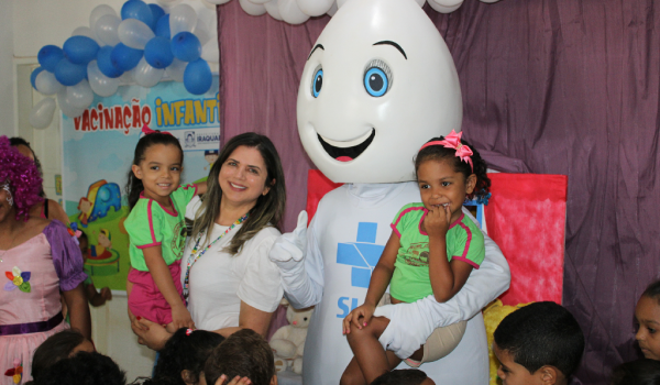 Imagens da Zé Gotinha visita Iraquara