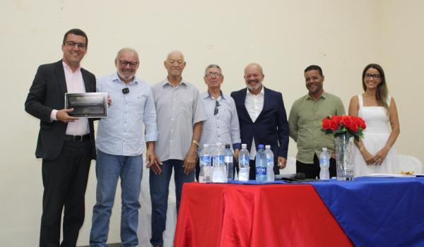 Imagens da Novo Procurador de Iraquara toma posse