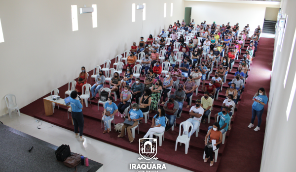 Imagens da Prefeitura de Iraquara realiza reunião com funcionários da Educação