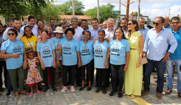 Imagens da Governador da Bahia inaugura obras em Iraquara
