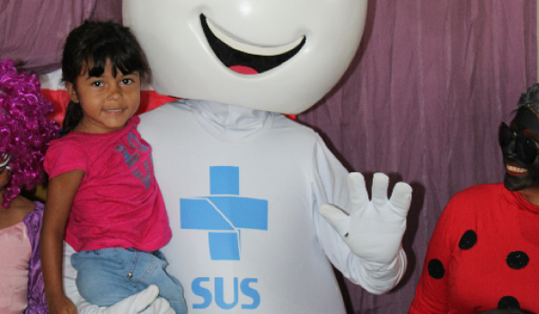 Imagens da Zé Gotinha visita Iraquara