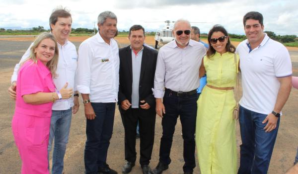 Imagens da Governador da Bahia inaugura obras em Iraquara